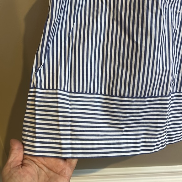 Vineyard Vines Sarah Blue and White Striped Sleeveless Blouse Size 2 - Picture 3 of 8